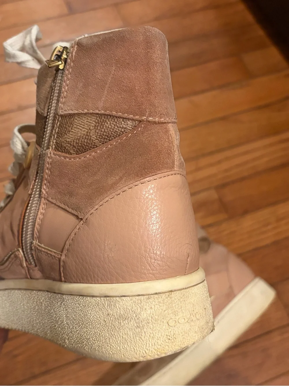 COACH Women's Size 7.5 High Top Sneaker Mushroom Oat Pink Color